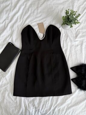 Meshki Black Strapless Sweetheart Mini Dress